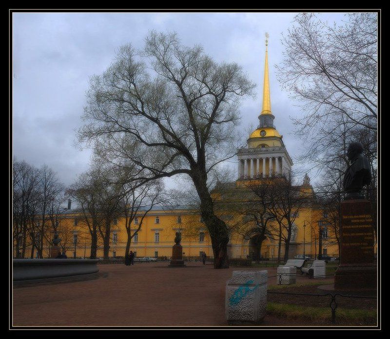 Мрачный Петербург. Адмиралтейство. фото превью