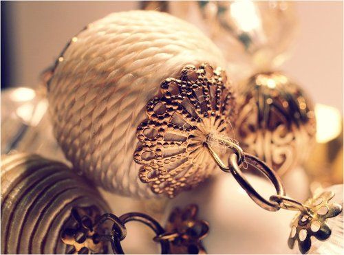 кто от шпильки до булавки...