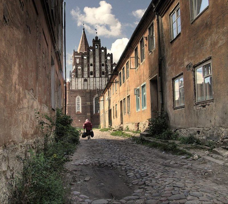 Улочка старого города фото превью