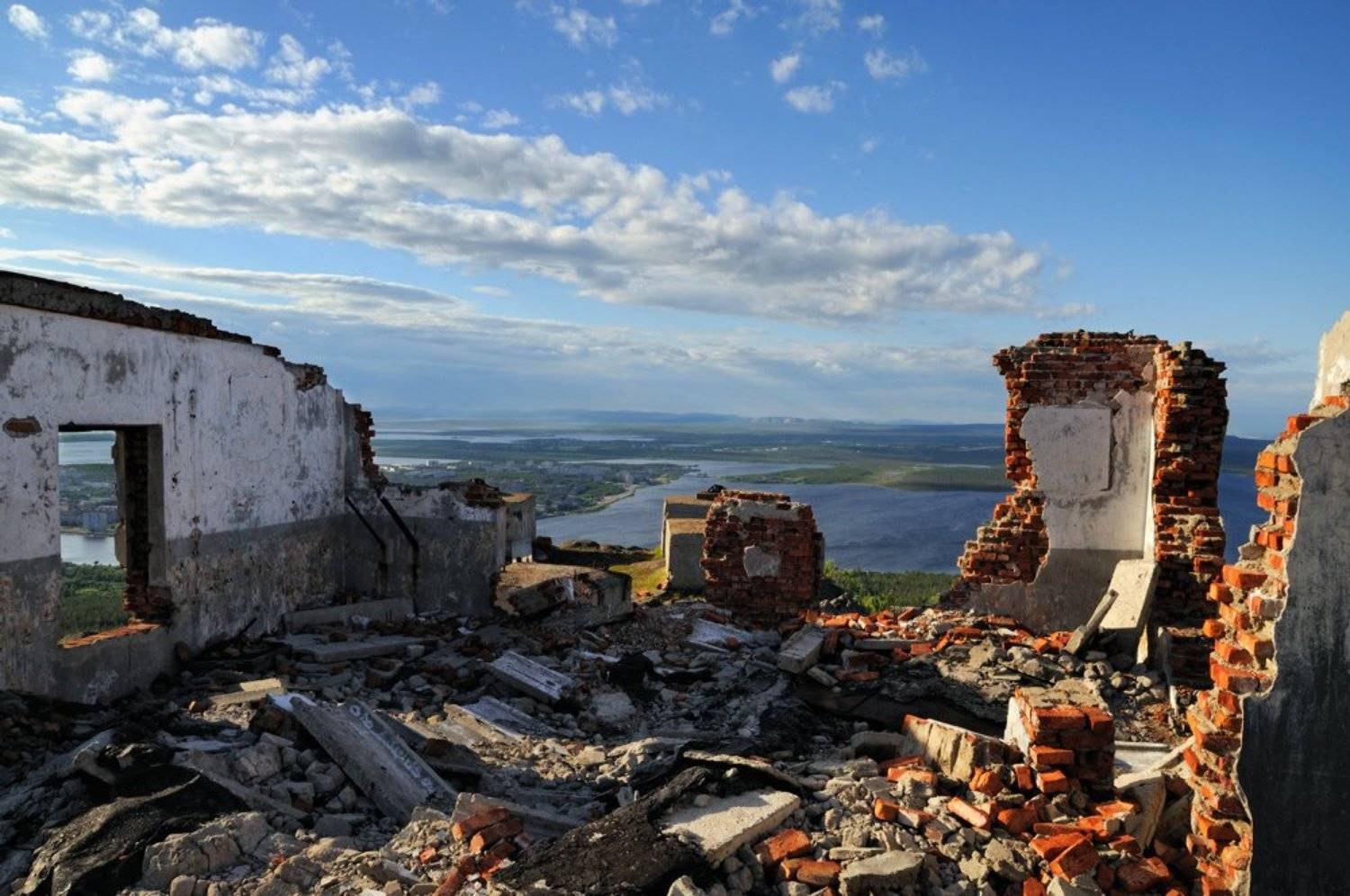 сверху, лето, мончегорск, развалины, кирпич, руины, Valeriy_Al