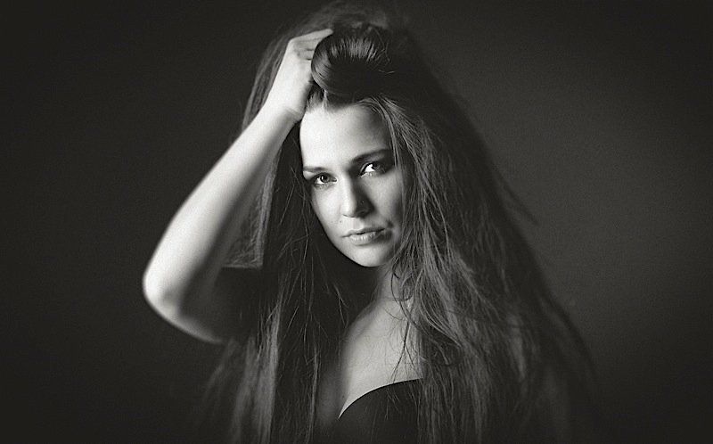 portraire, portrait, b&w, girl, hair, bokeh  фото превью