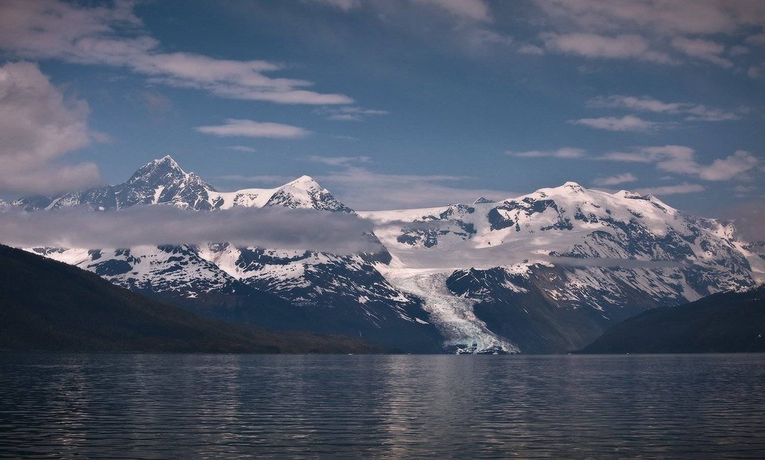 ледник, Inesa Hill