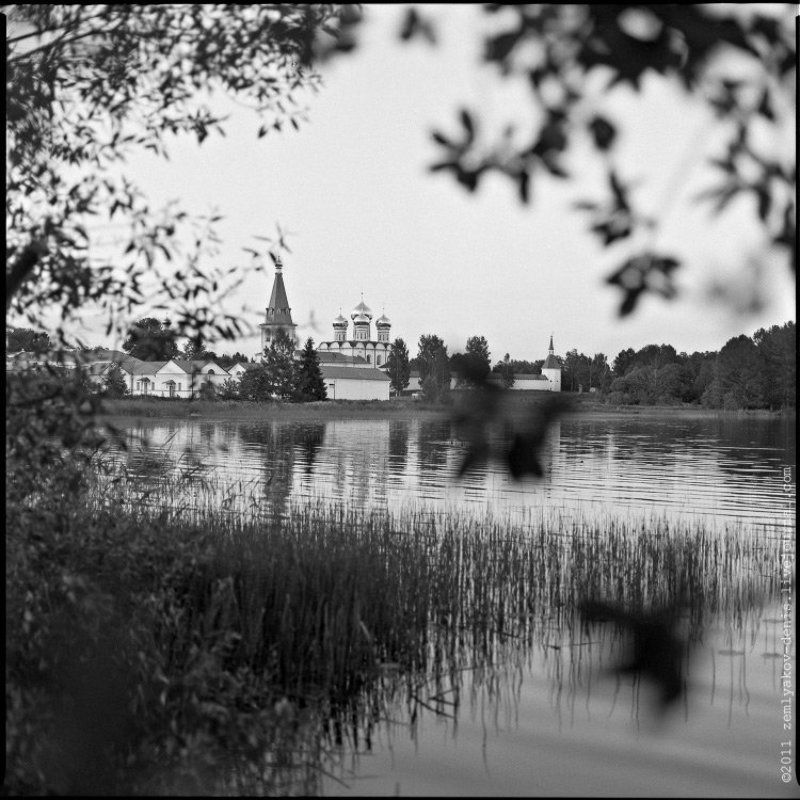 Иверский монастырь. о. Валдай фото превью