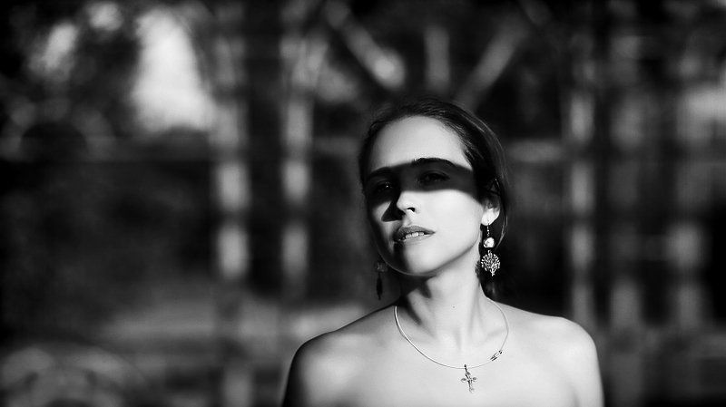 портрет, фото, девушка, маска, тень  фото превью