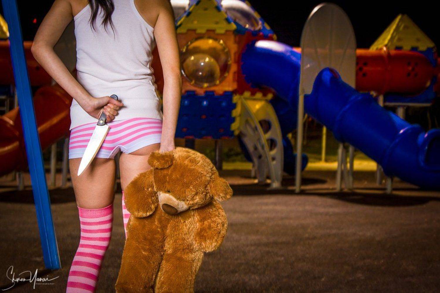 woman, park, bear, knife, horror, sexy, Sharon Yanai