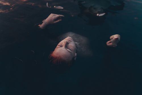 Темная вода