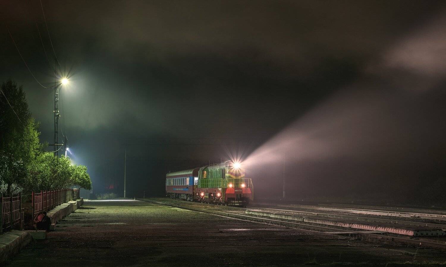 жд, железная дорога, поезд, россия,  пейзаж, skrylov, skrylov_official,  нязепетровск, челябинская область, ночь, туман. тепловоз, ЧМЭ3, Сергей Крылов