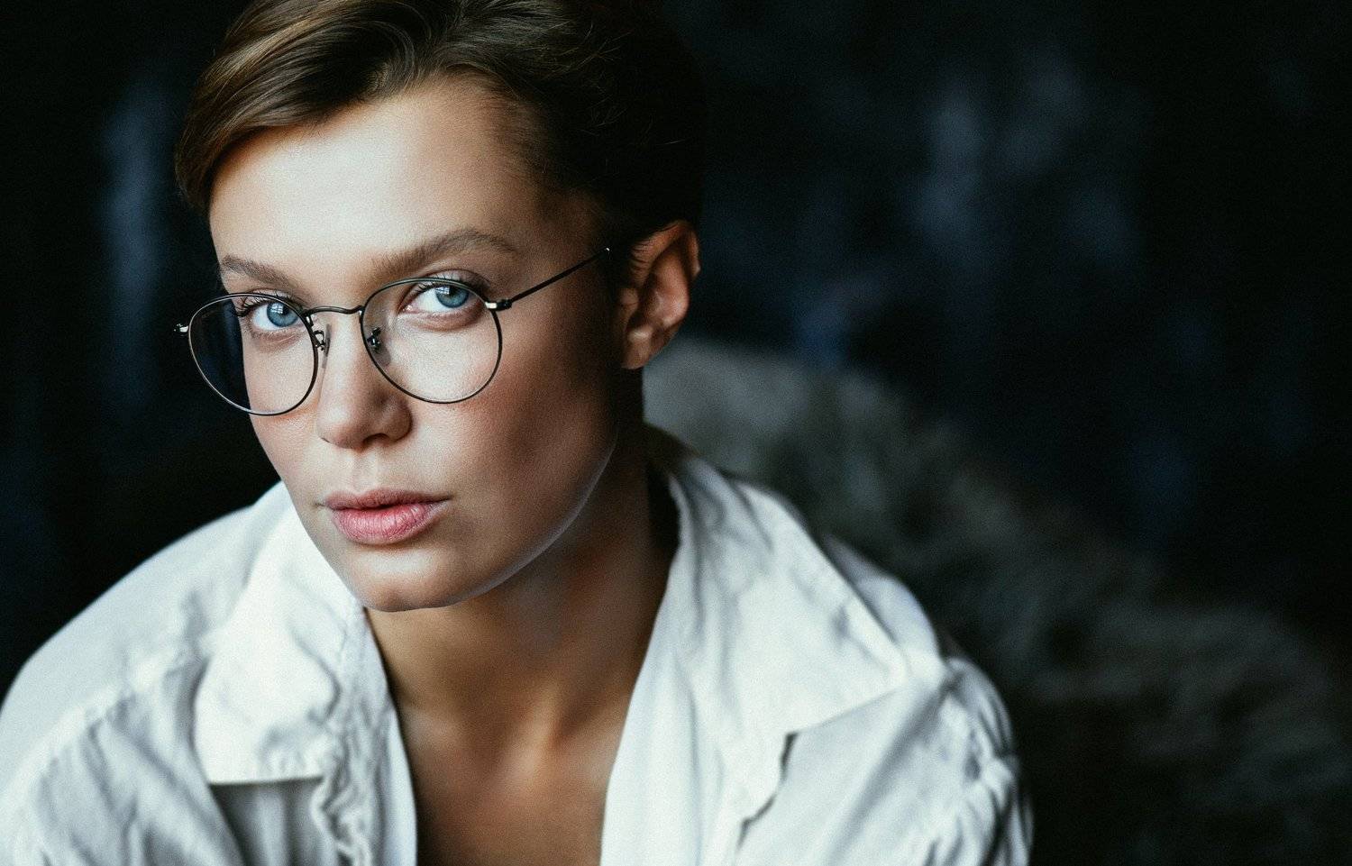 girl, portrait, color, woman, emotions, eyes, face, photo, moscow, people, light, Андрей Лободин