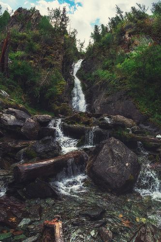 Малый Уларский водопад. Республика Алтай.