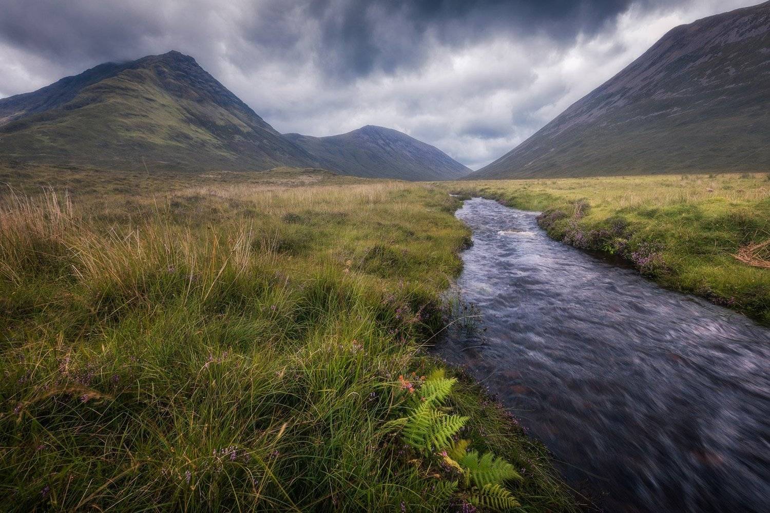 scotland creek clouds skye mood water sky ferns, Maciej Warchoł