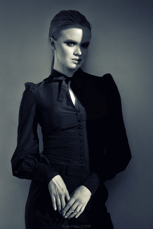 Lights and shadows фото превью