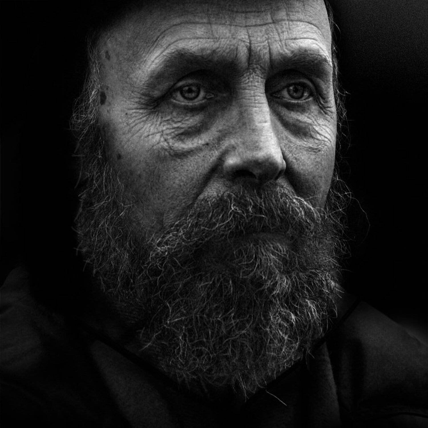 двух мнений быть не может. Автор: Юрий Калинин портрет, квадрат, калинин юрий ,ч/б фото, уличная фотография, юрец, люди, лица, город, санкт-петербург ,фотограф, лица протеста, Юрий Калинин