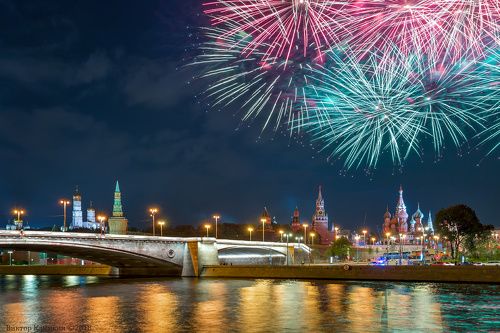 Салют в Москве