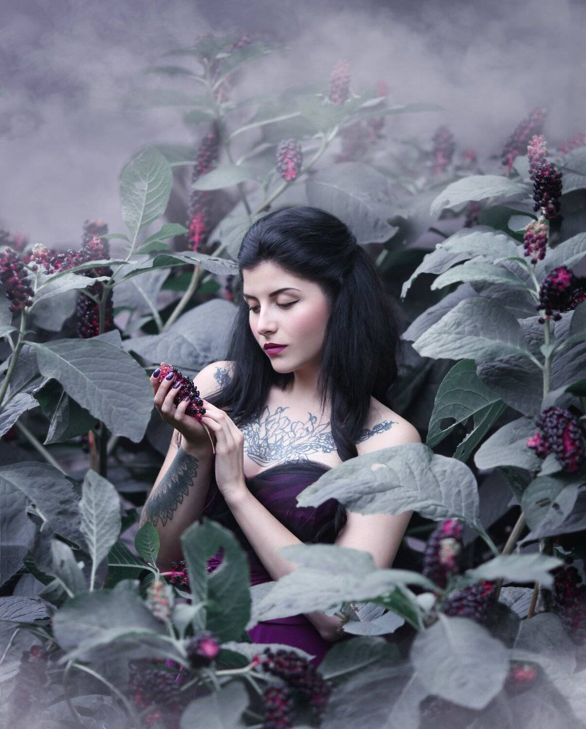 ягоды, волчьи ягоды, тату, девушка с тату, Wolf berries, , Ирина Голубятникова