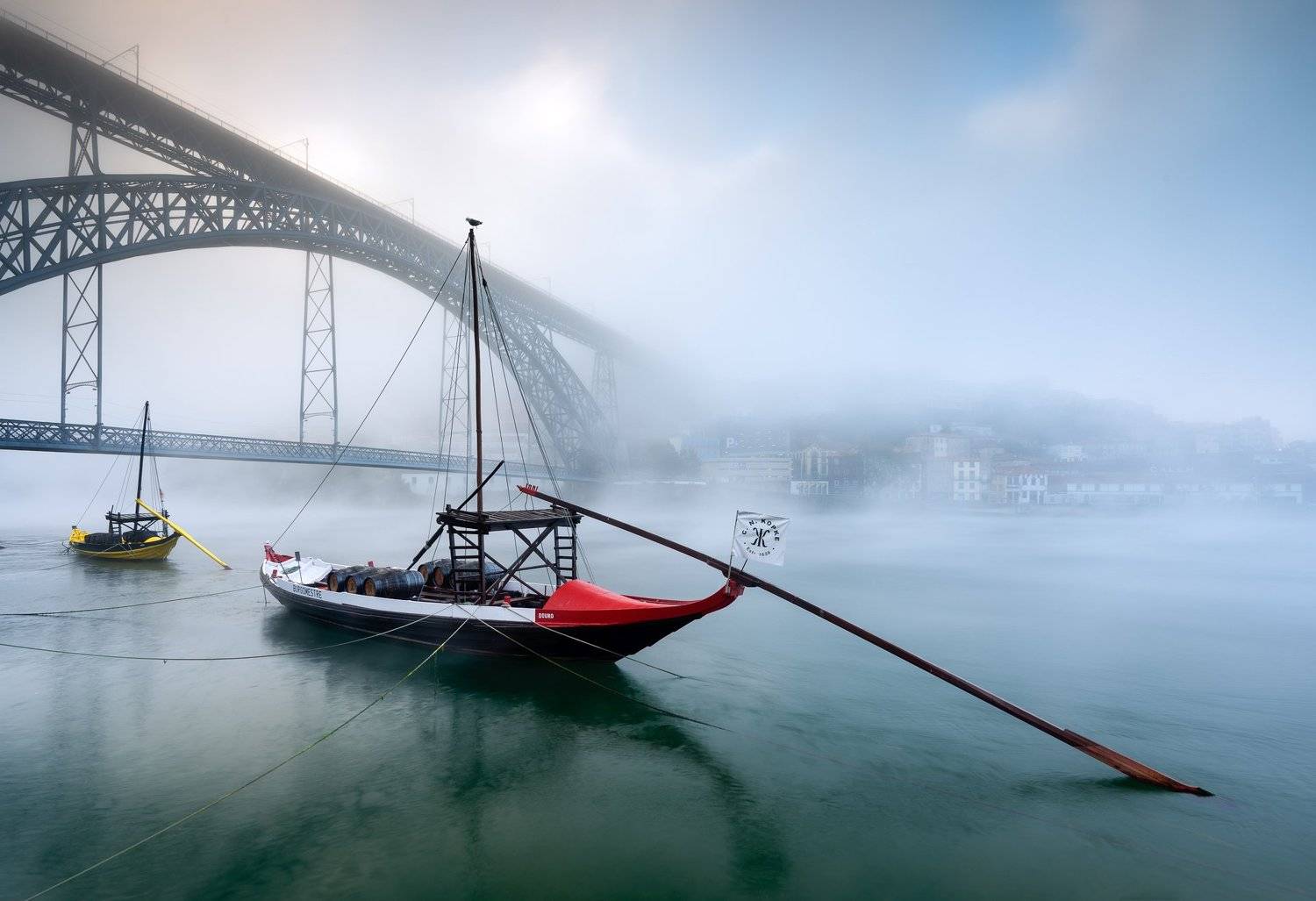 DLuis, Bridge, Porto, Oporto, Europe, Portugal, Douro, River, Rio, Nikon, D810, Hugo, S&oacute;, HugoS&oacute;, Fog, Misty, Boat, Rabelo, Wine, Fogday, City, Hugo S&oacute;