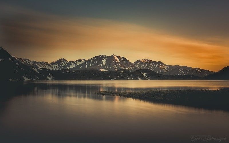 вулкан,камчатка,кольдера,фототур,рассвет,закат,кратер,путешествие,экспедиция,треккинг,бакенинг,пейзаж,озеро,горы, россия, Закат на Дальнем озере фото превью