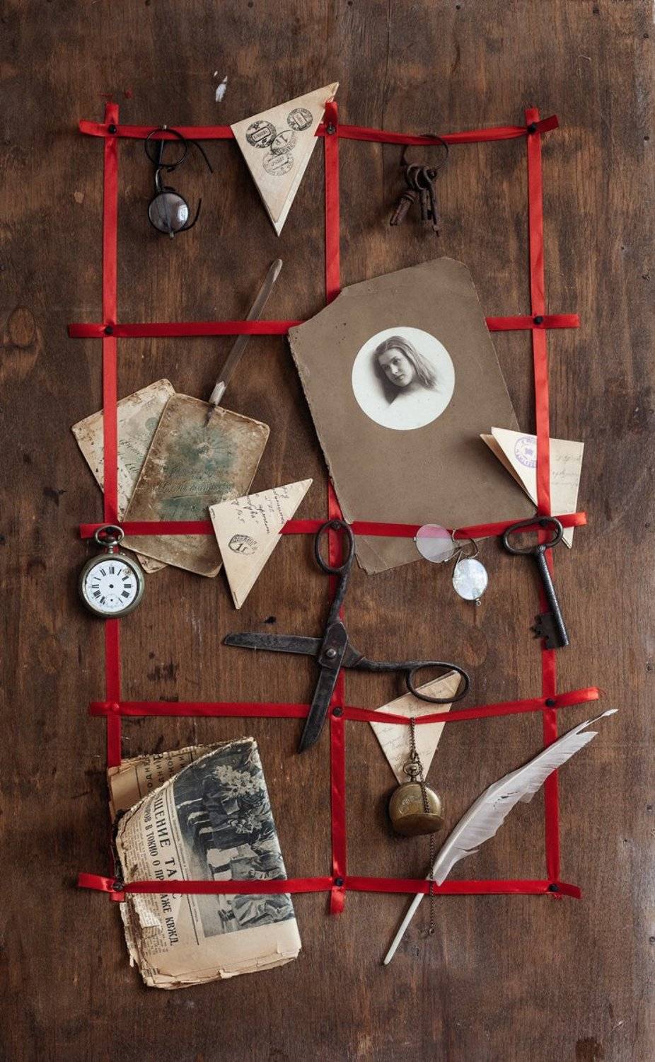 натюрморт, книги, старые книги, ключи, still life, evgeny kornienko,евгений корниенко, обманки, письмо фотография, старая фотография, Евгений Корниенко