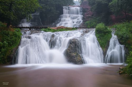 Dzhurinsky (Chervonohrad) waterfall