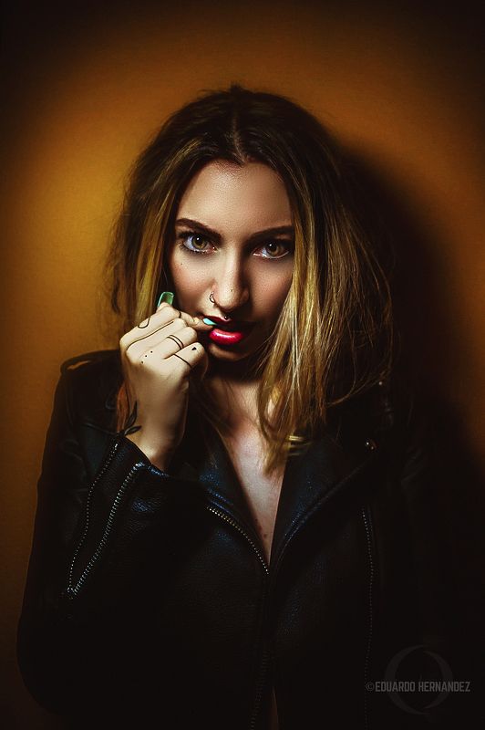 portrait, yellow, hdzphoto, Pollaroids: Inked Ale фото превью