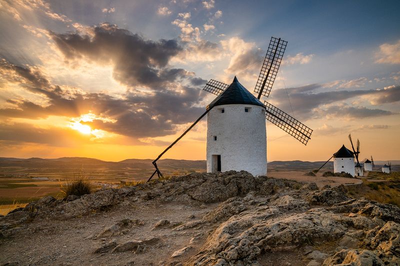 испания, закат Мечты Дон Кихота фото превью