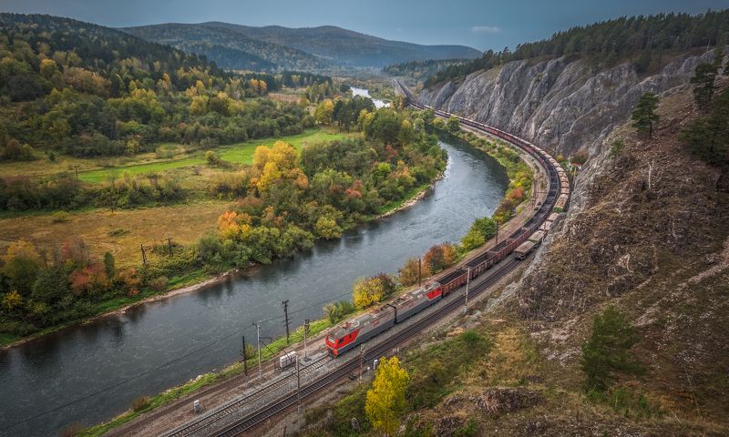 жд, железная дорога, поезд, россия,  пейзаж, skrylov, skrylov_official, осень, челябинская область, электровоз, вязовая, грузовой, поезд, горы, юрюзань, река *** фото превью