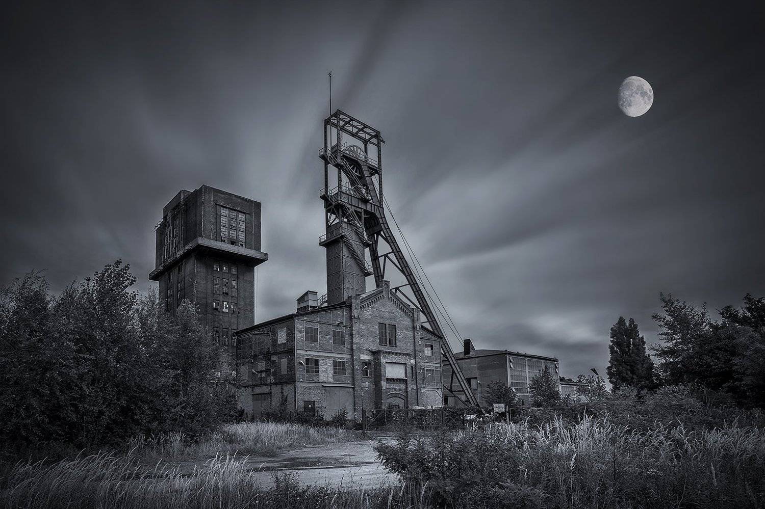long exposure, city, Poland, mine, historical, place, moon, clouds, Bytom, mineshaft, , Patrycja Towarek