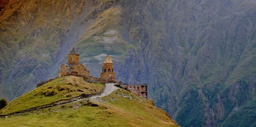 Гергетская церковь в Казбегах