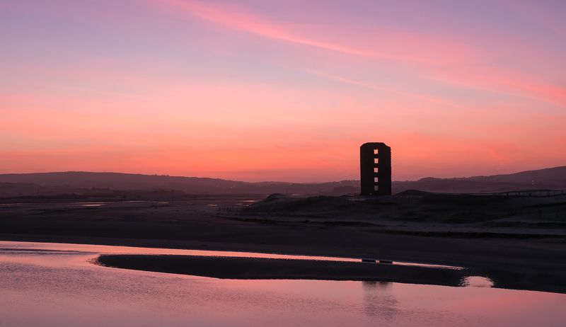 ирландия, фототур, рассвет, замок Рассвет у развалин замка фото превью