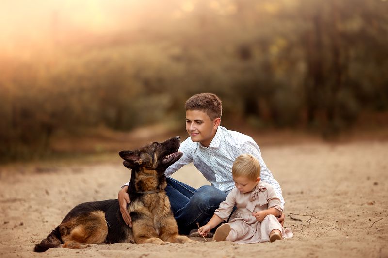 Брат, семья, дети, собака, дружба, лето  фото превью