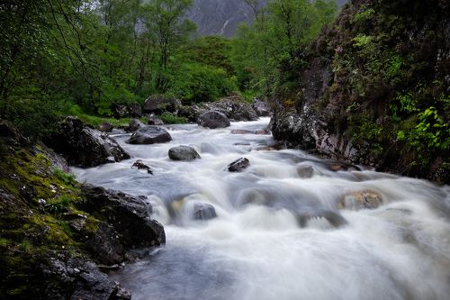 Водопады у Etive Mor