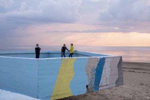 Синий парапет