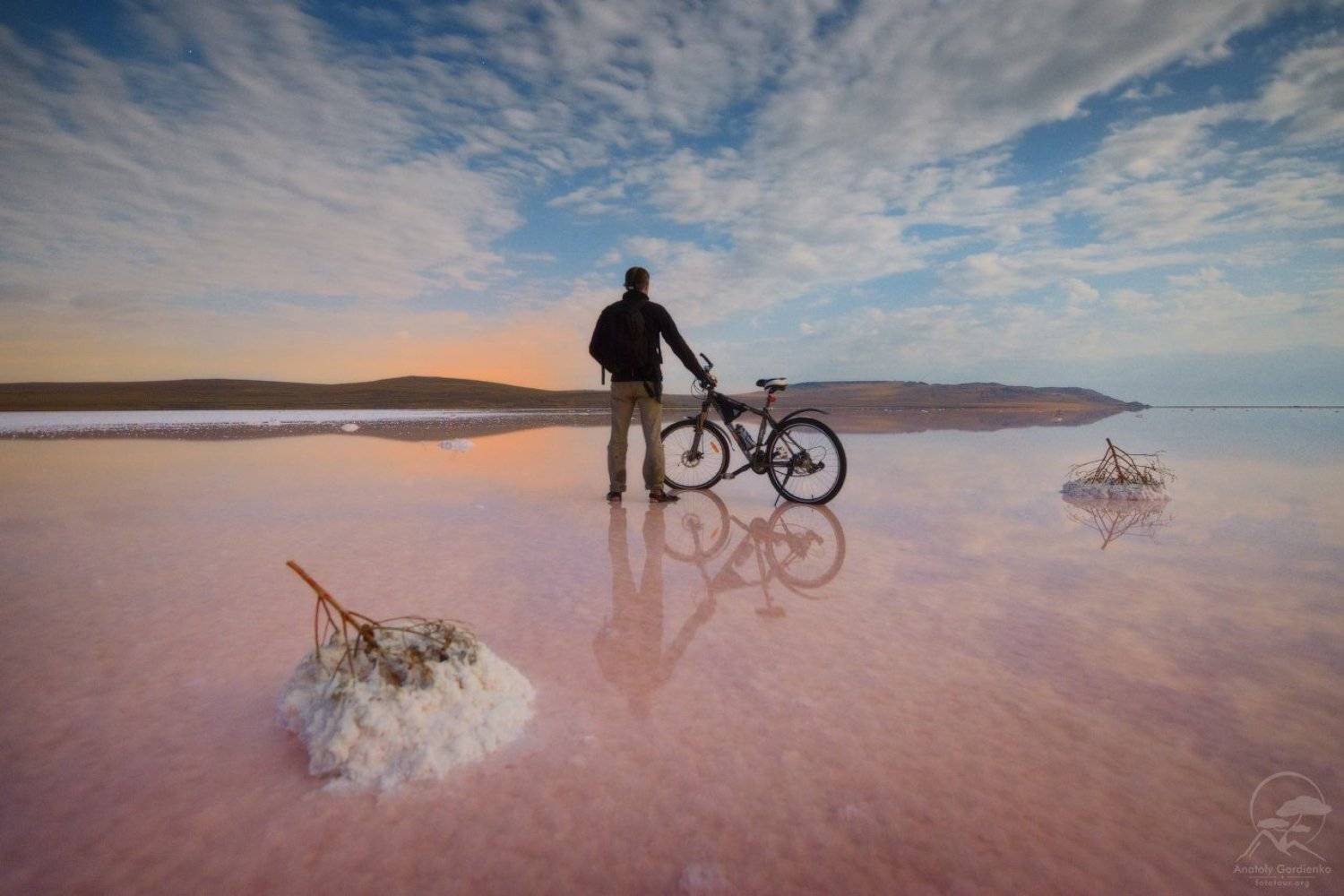 крым, озеро, ночь, человек, велосипед, Анатолий Гордиенко