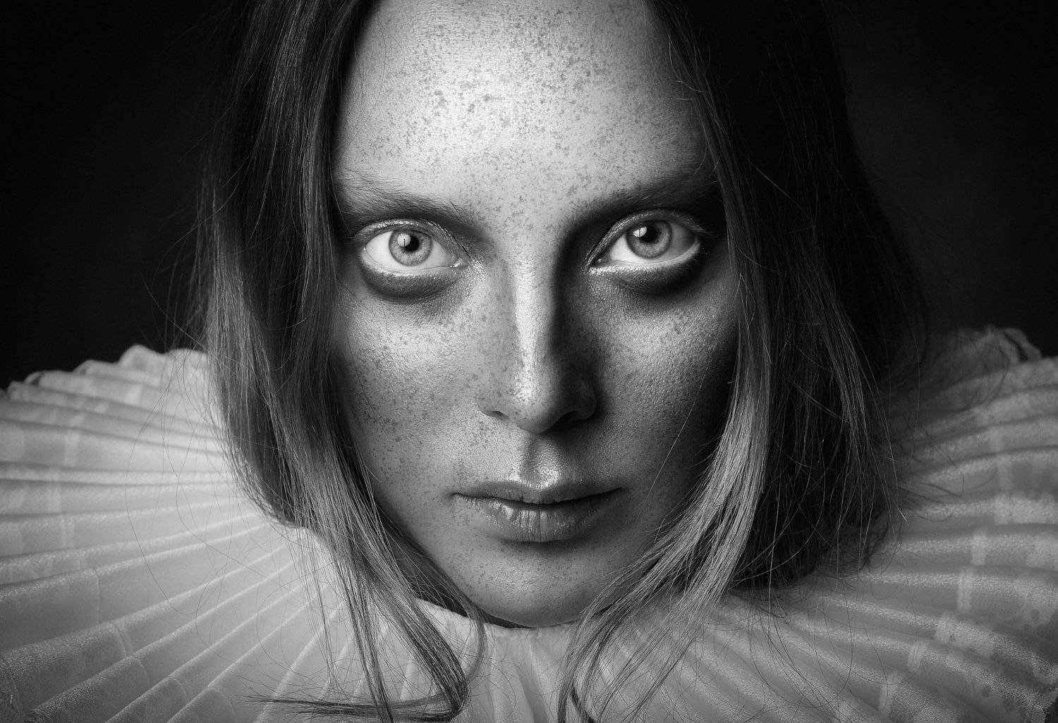 girl, portrait, bw, woman, emotions, eyes, face, photo, moscow, people, light, Андрей Лободин