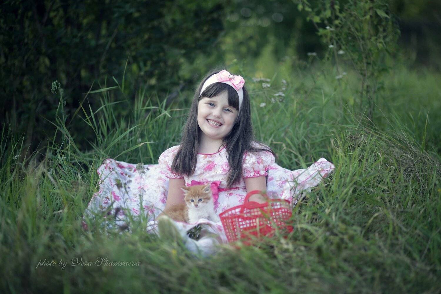 девочка, котенок, пленер, Вера Шамраева