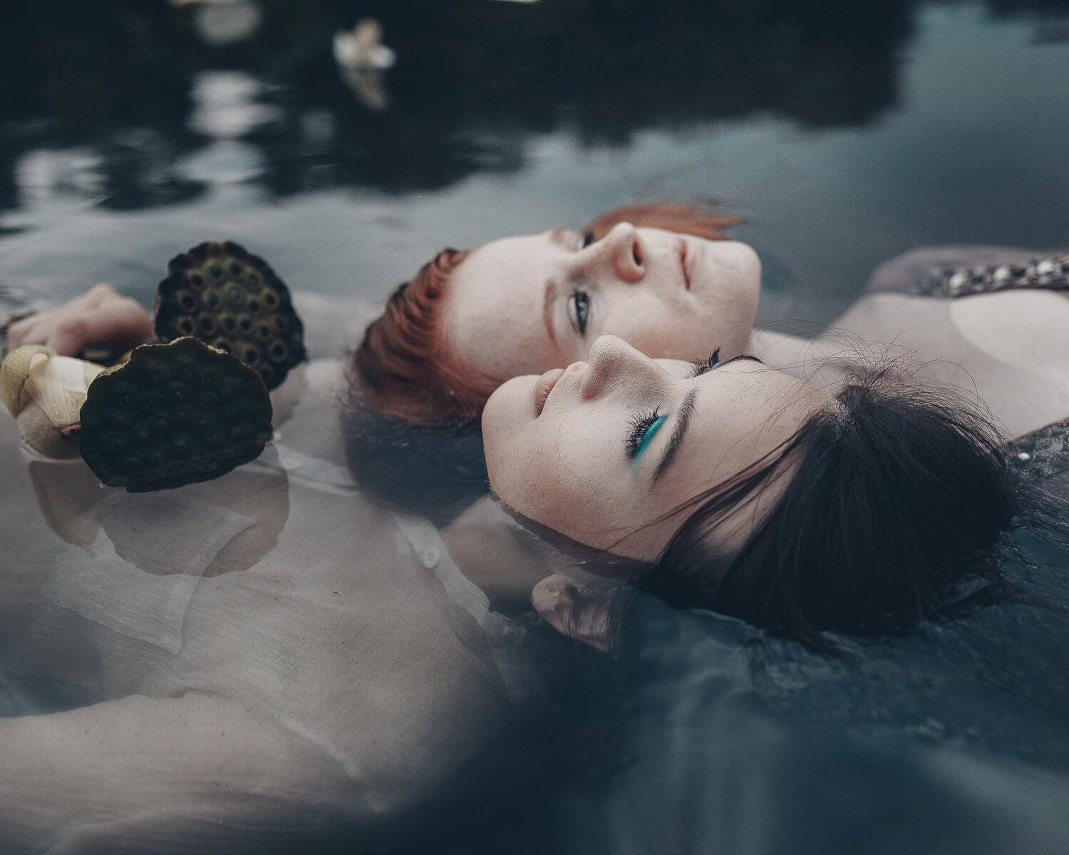 рыжий девочка цвет вода  лотосы рыжая девочка лотосы вода зеркальный фотоаппарат canon markiii прогулка фотосессия детский и семейный фотограф лето вечер закат закатное солнышко дети детки красота рыжики девочка рыжая девочка любовь счастье закат дерево р, Вероника Гергерт