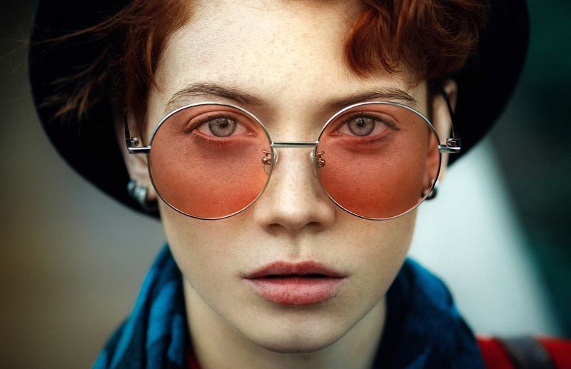 girl, portrait, color, woman, emotions, eyes, face, photo, moscow, people, light Прогулка фото превью