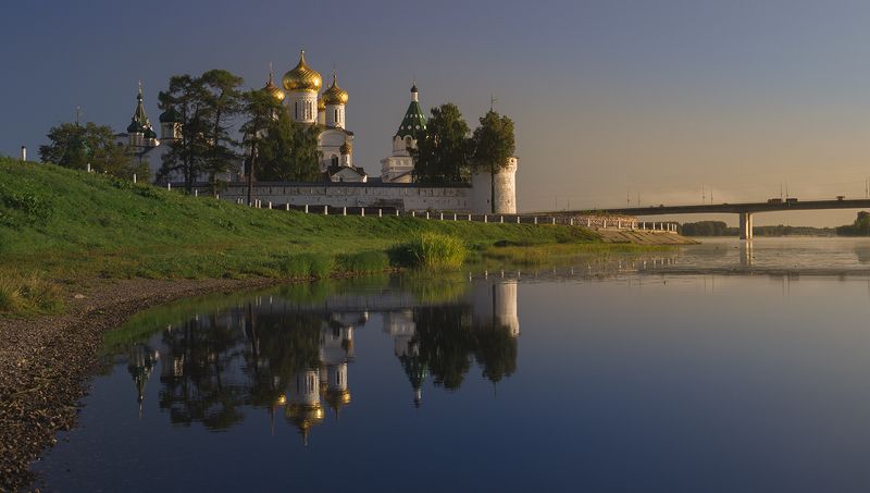 На рассвете фото превью