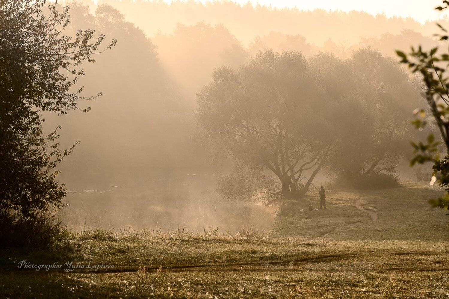 пейзаж,утро,рассвет,осень,сентябрь,беларусь,рыбак,туман, Юлия Лаптева