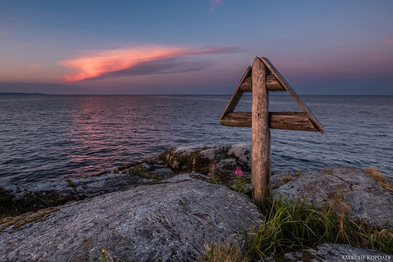 карелия, ладожское озеро, ладога, озеро, шхеры, россия, природа, пейзаж, закат, крест, остров, лето, karelia, ladoga lake, ladoga, lake, skerry, russia, nature, landscape, sunset, cross, island, summer Есусарет фото превью
