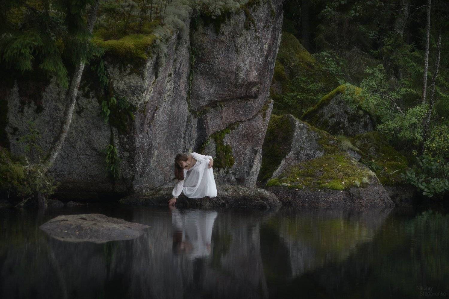 выборг, ленинградская область, скалы, озеро, отражение, сентябрь, тайга, Николай Степаненко
