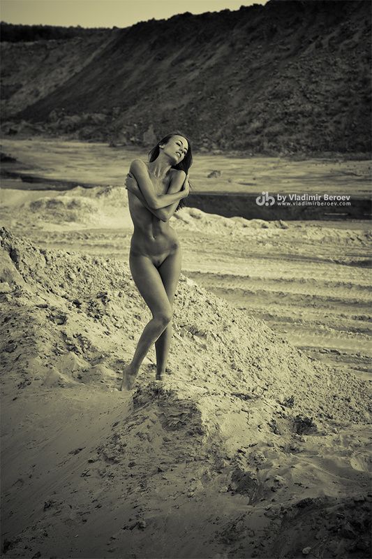 арт-ню, Владимир Бероеа, Vladimir Beroev, ню, nude, песок, фотосессия, beauty, бьюти, пленер, голая, naked Sandy Spirit. Scene 1 фото превью