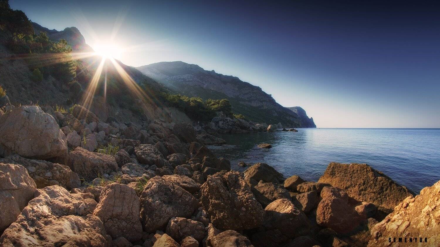 крым, чёрное море, балаклава, инжир, пляж, солнце, рассвет, лето, камни., Семенюк Василий