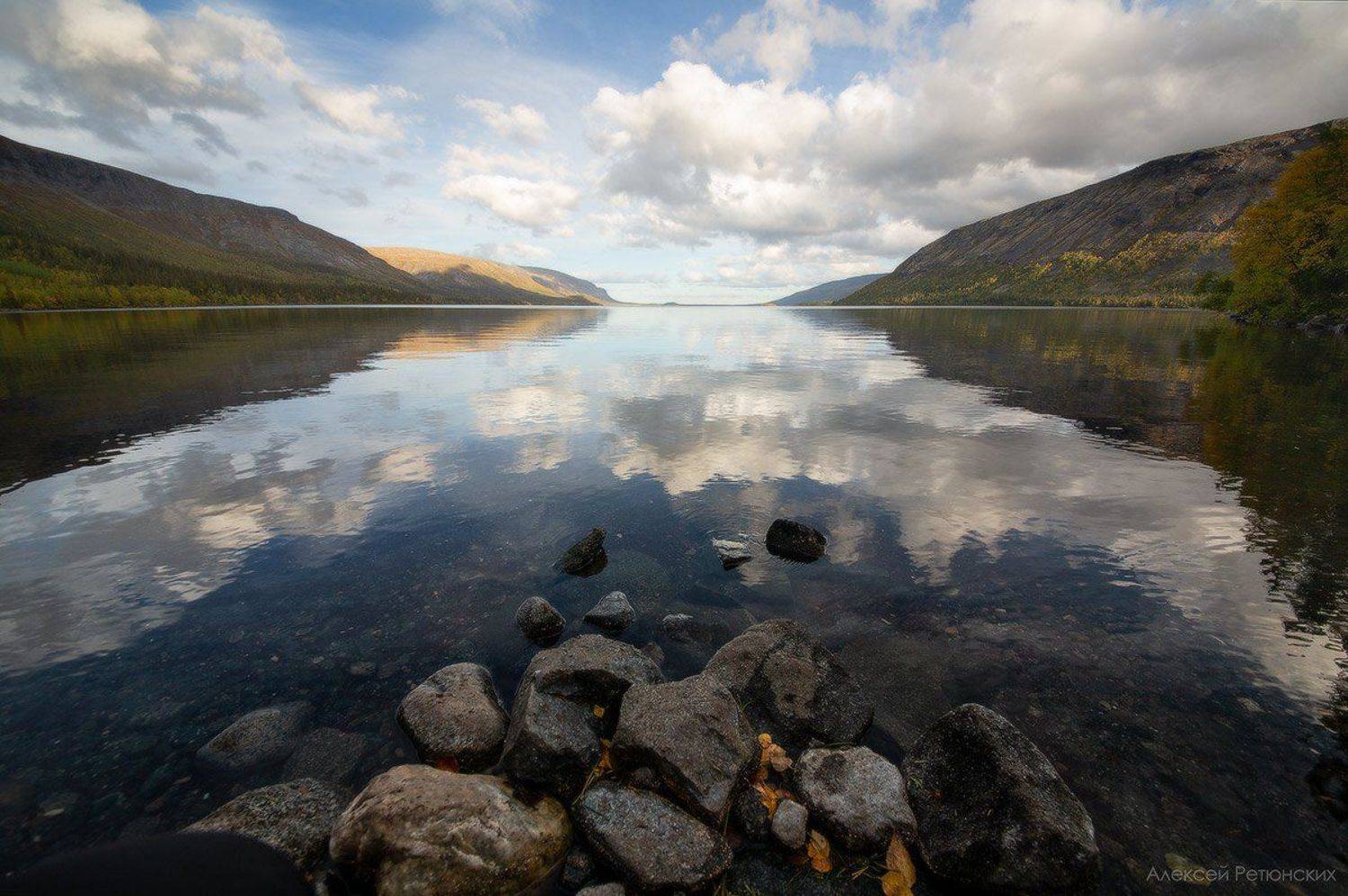 озеро, зеркало, осень, горы, вода, камни,, Алексей Ретюнских