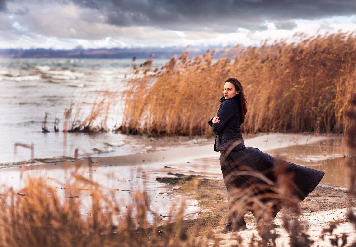 осень, девушка, облака, ветер, Никита Сердечный