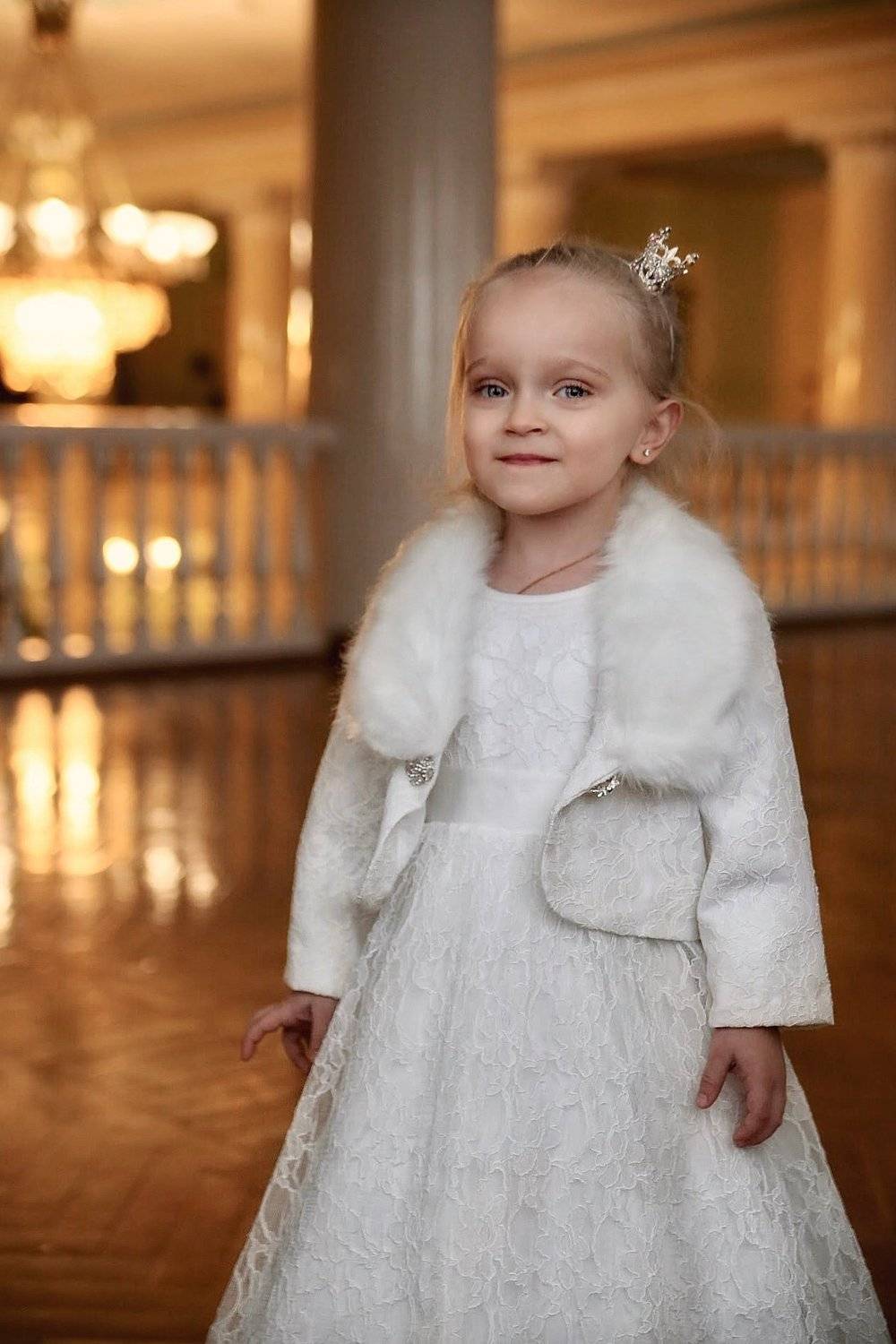 Детство, ребёнок, семья, праздник, утренник, платье, childhood, child, family, party, dress, color, indoor, Сергей Гойшик