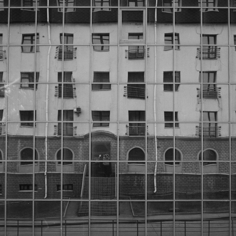 film, medium, format, mirrors, пленка Mirrors фото превью