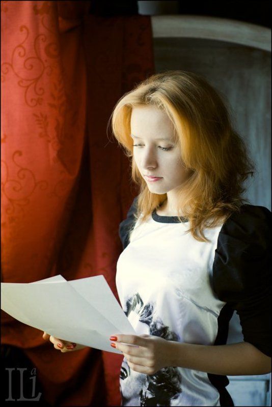 девушка, листочки Девушка с листочками фото превью