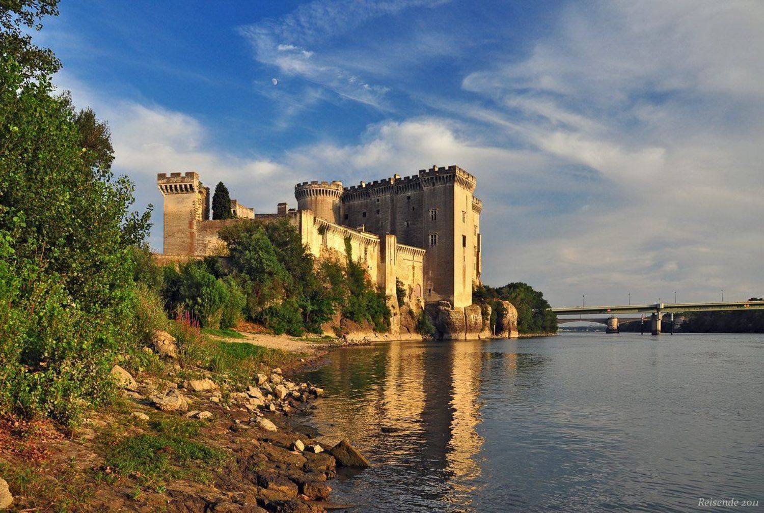 франция, прованс,  тараскон, chateau du roi rene, рона, Yakubovskiy Mikhail