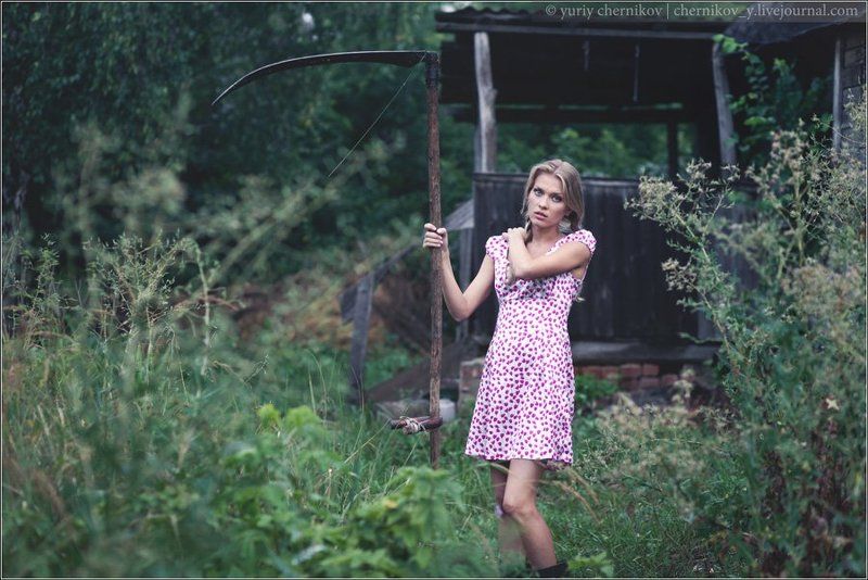 модель, лето, трава, деревня Village фото превью