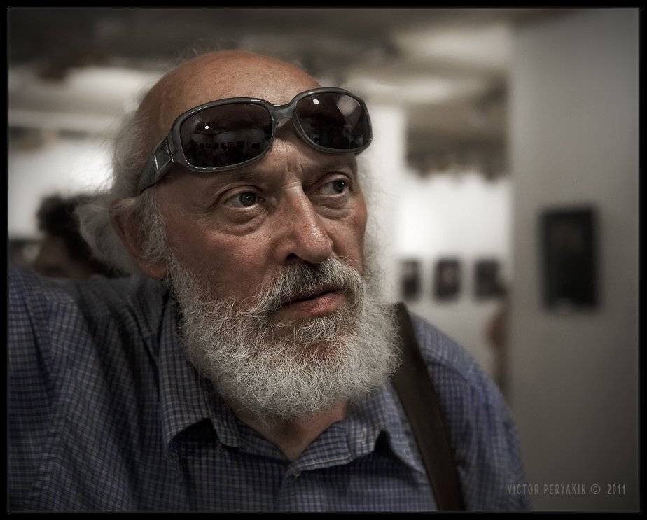 , Виктор Перякин